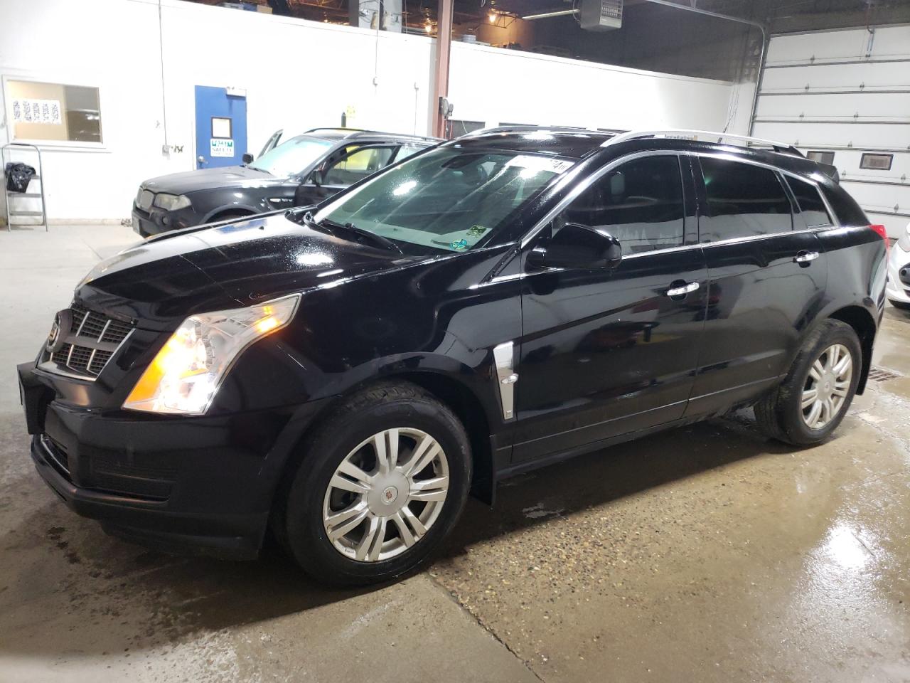 CADILLAC SRX LUXURY 2010