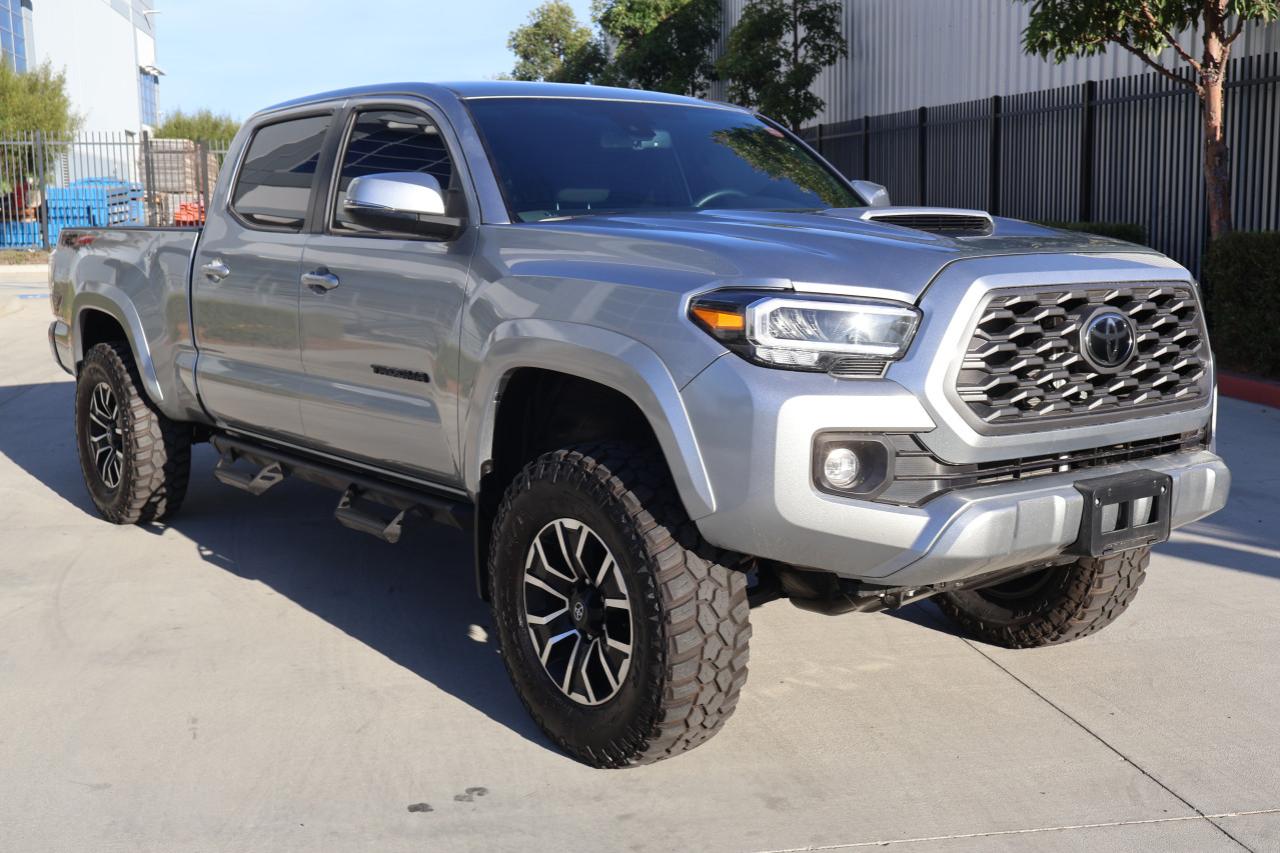 TOYOTA TACOMA DOU 2023