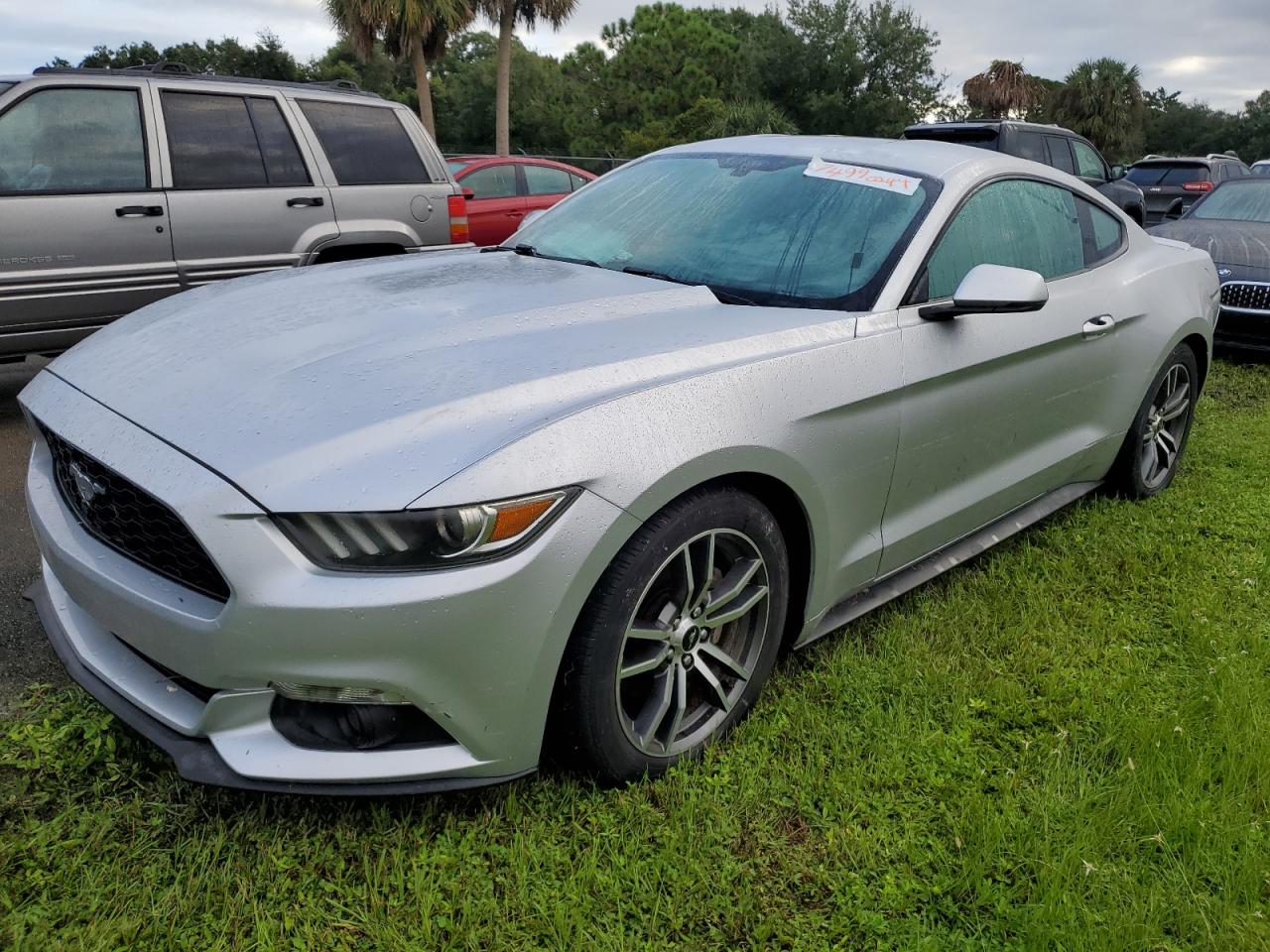 FORD MUSTANG 2017