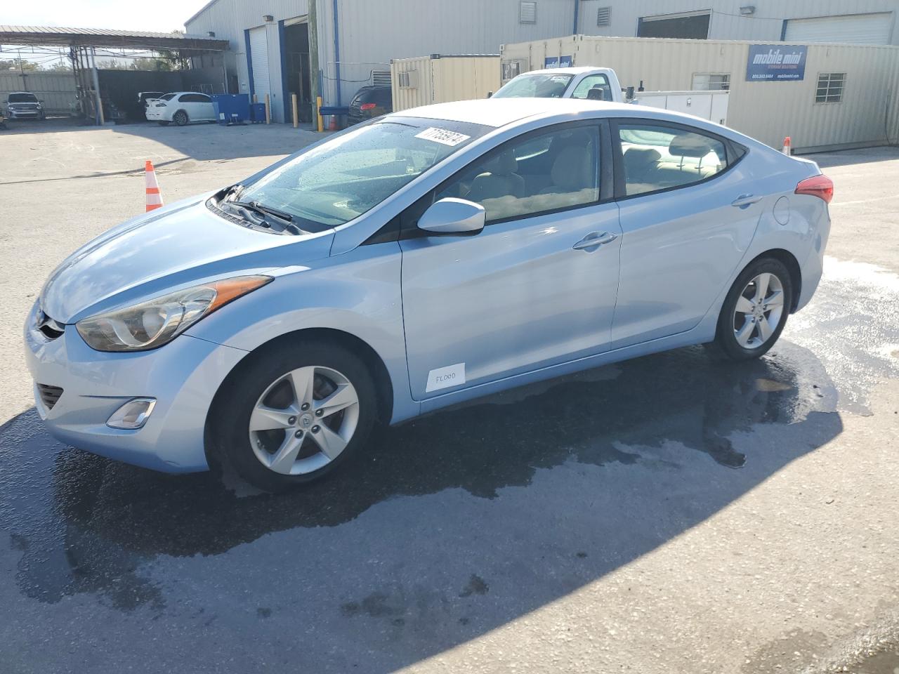 HYUNDAI ELANTRA GL 2012