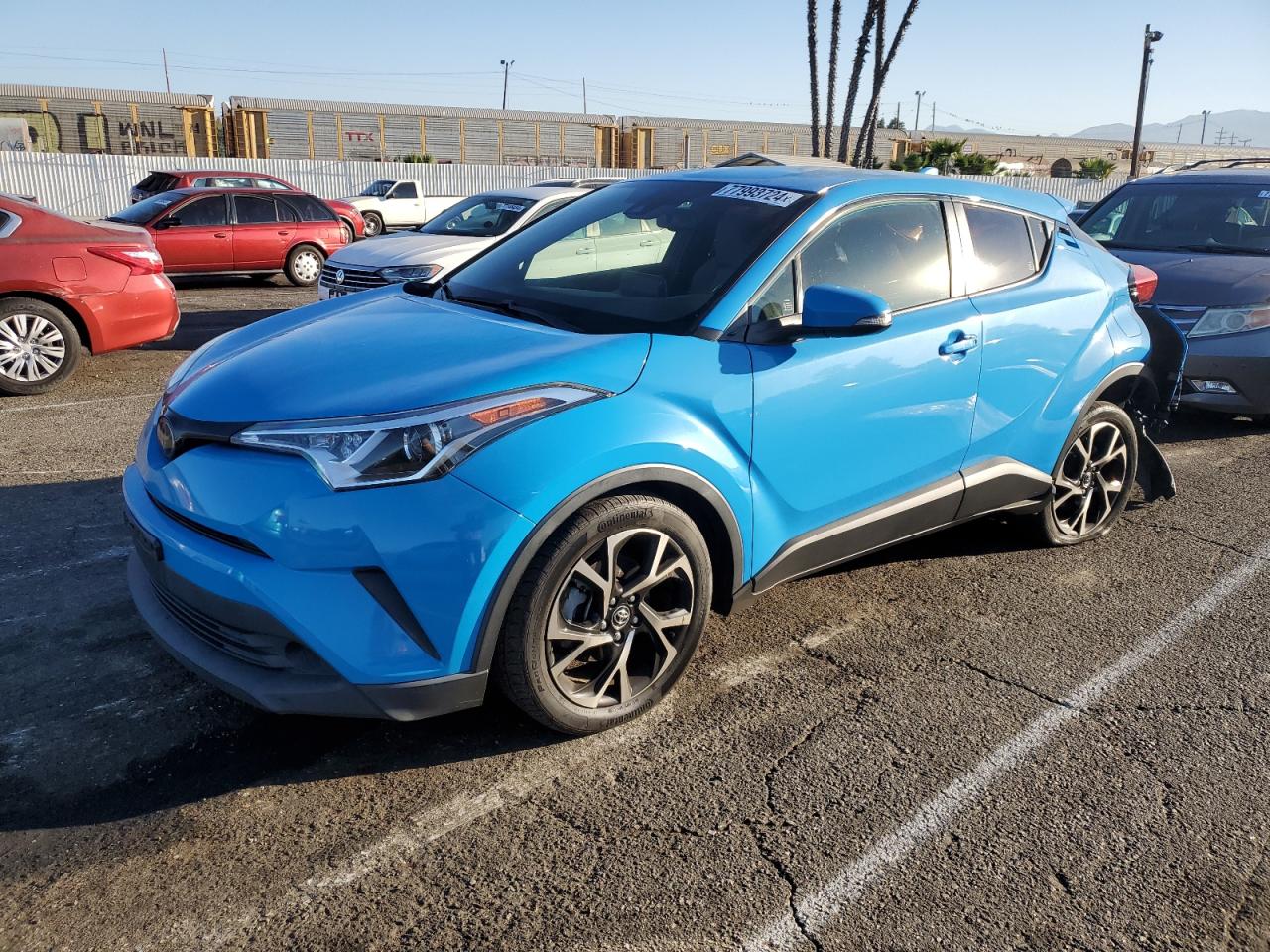 TOYOTA C-HR XLE 2019