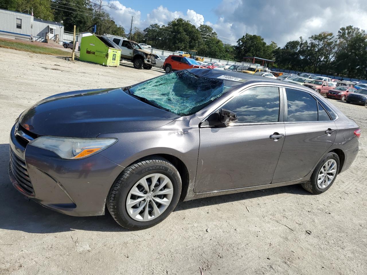 TOYOTA CAMRY LE 2017