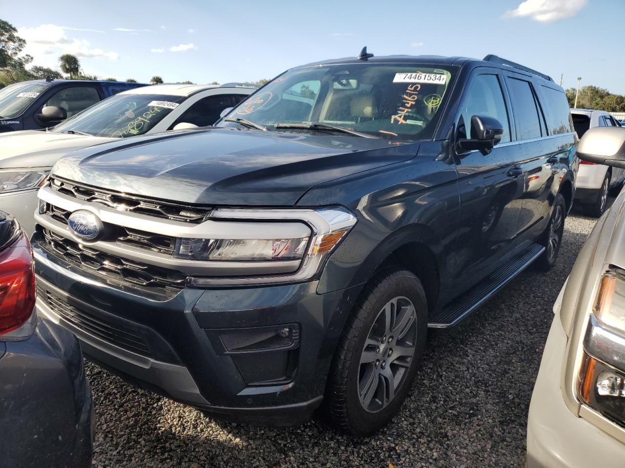 FORD EXPEDITION 2022