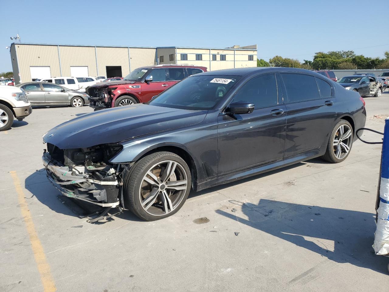 BMW 750 XI 2016