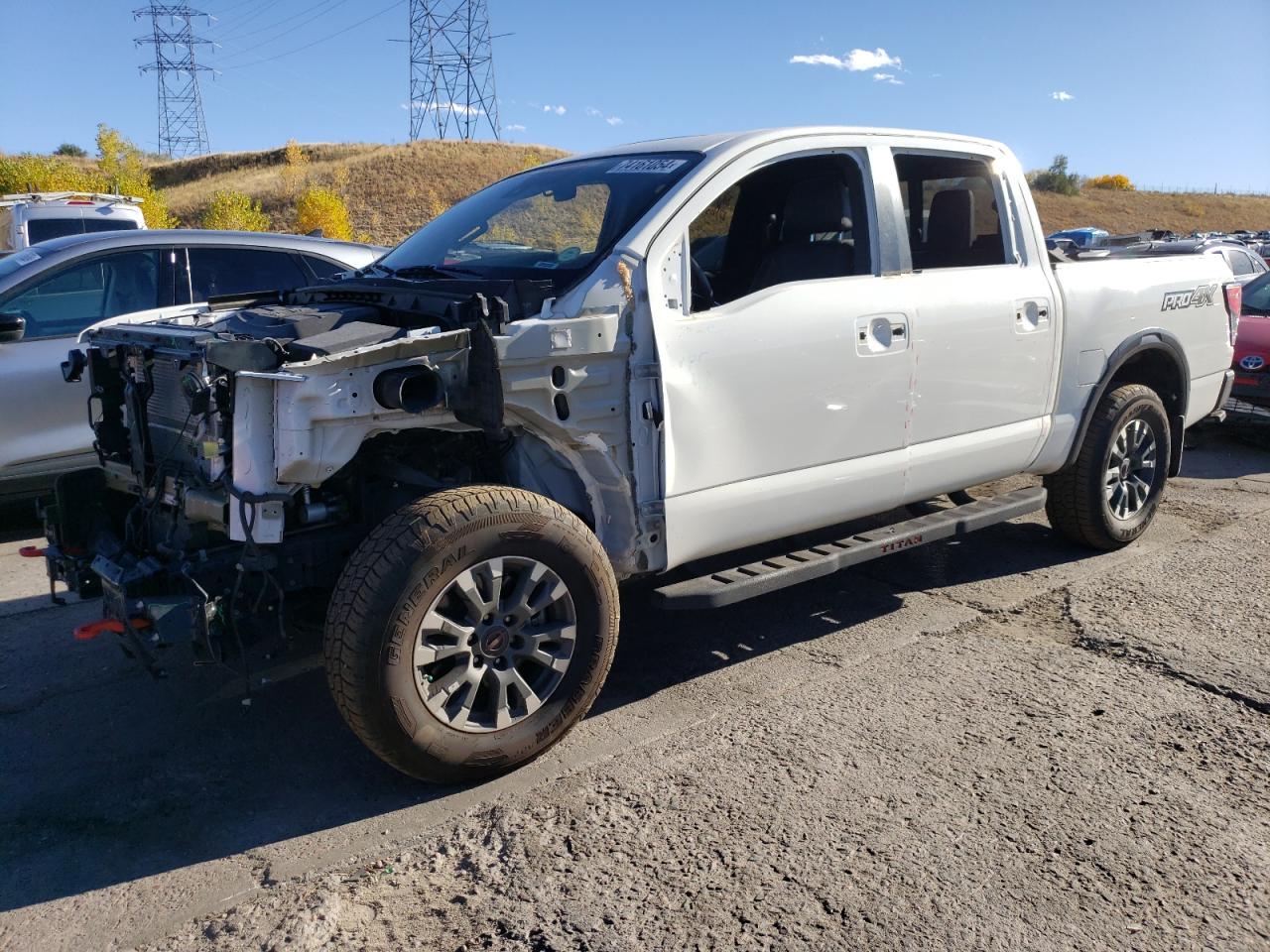 NISSAN TITAN 2023