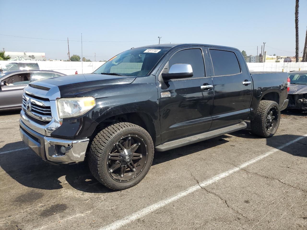 TOYOTA TUNDRA CRE 2017