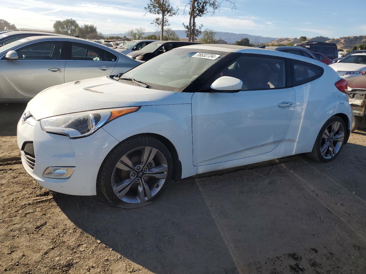 HYUNDAI VELOSTER 2012