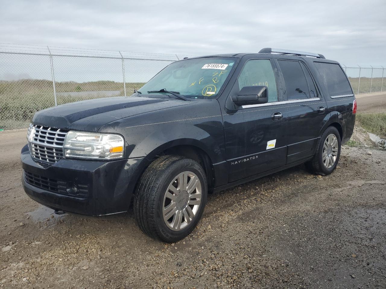 LINCOLN NAVIGATOR 2011