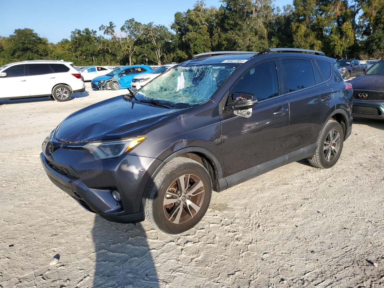 TOYOTA RAV4 XLE 2017