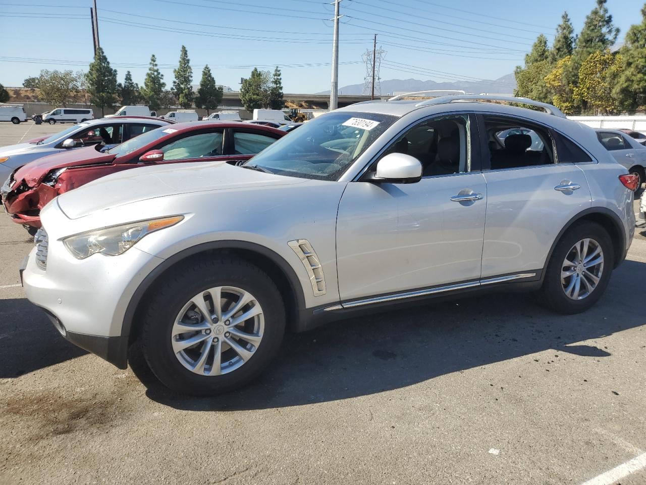 INFINITI FX35 2011