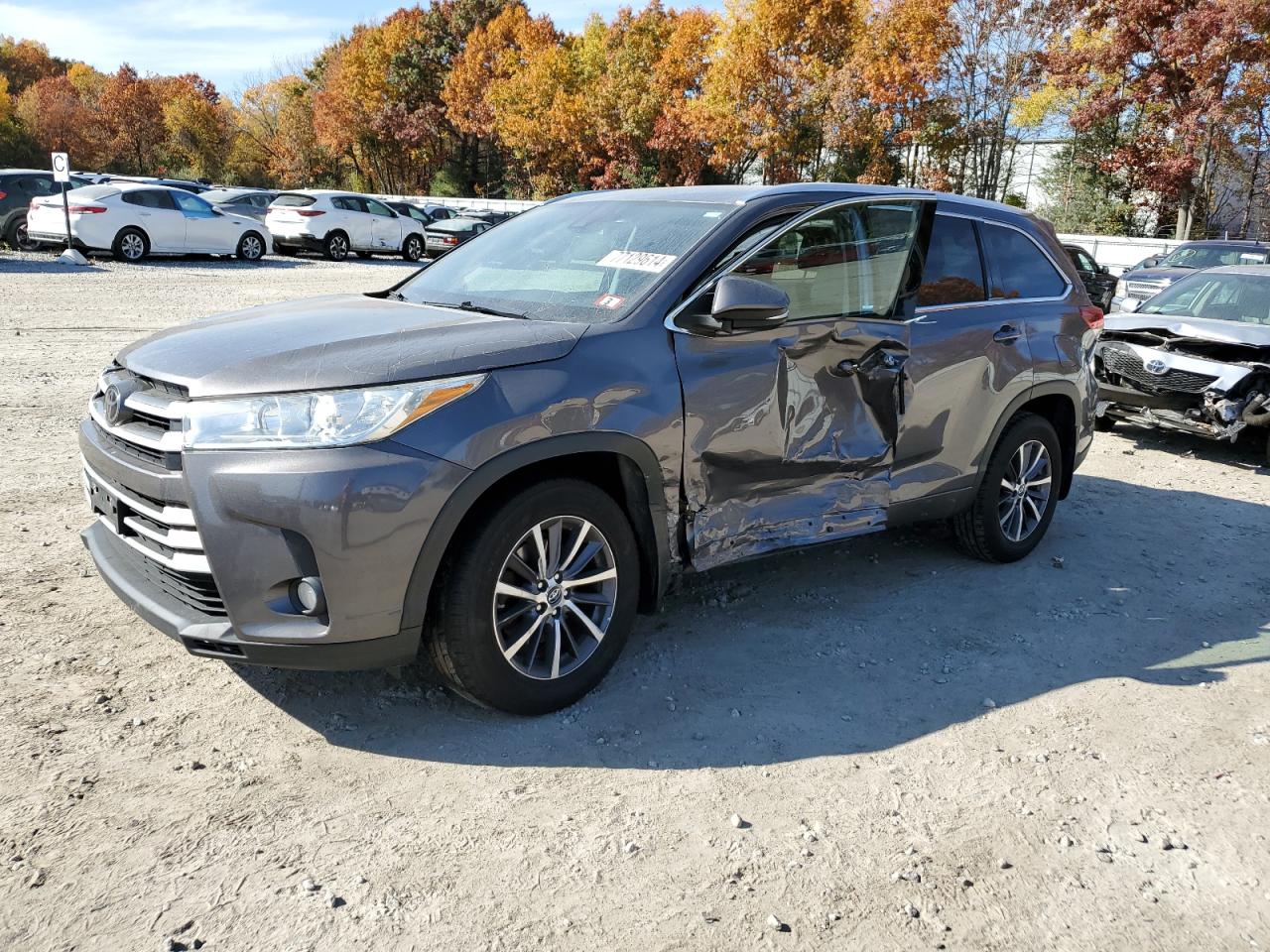 TOYOTA HIGHLANDER 2017