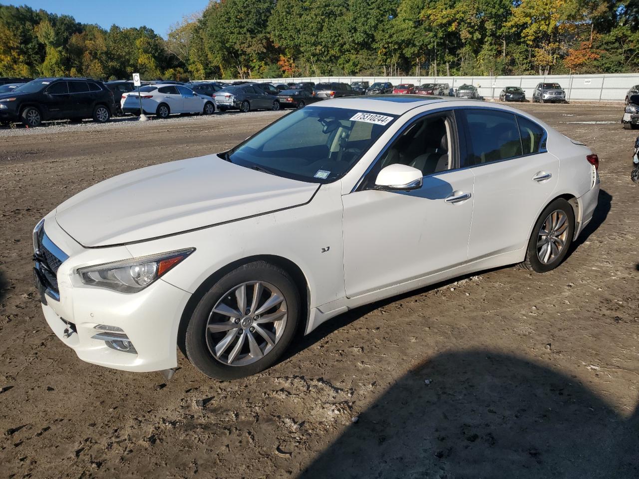 INFINITI Q50 BASE 2015