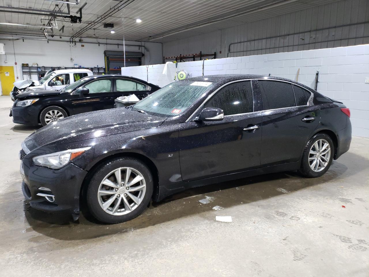 INFINITI Q50 BASE 2014