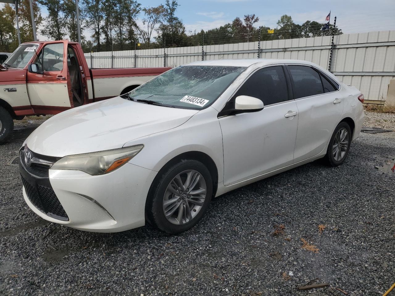 TOYOTA CAMRY LE 2016