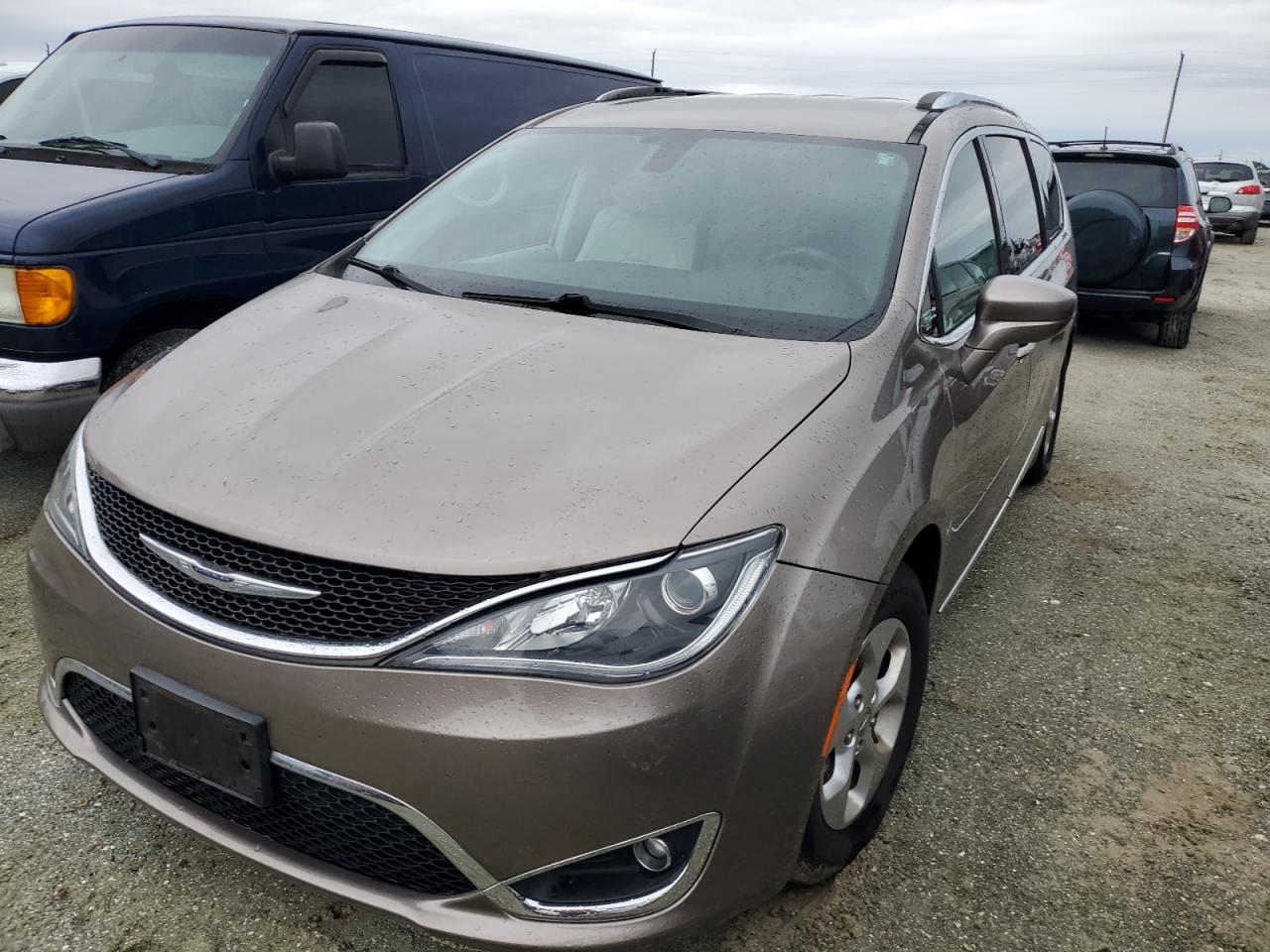 CHRYSLER PACIFICA T 2017