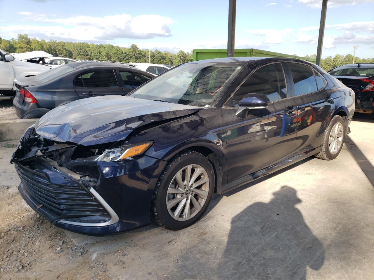 TOYOTA CAMRY LE 2021