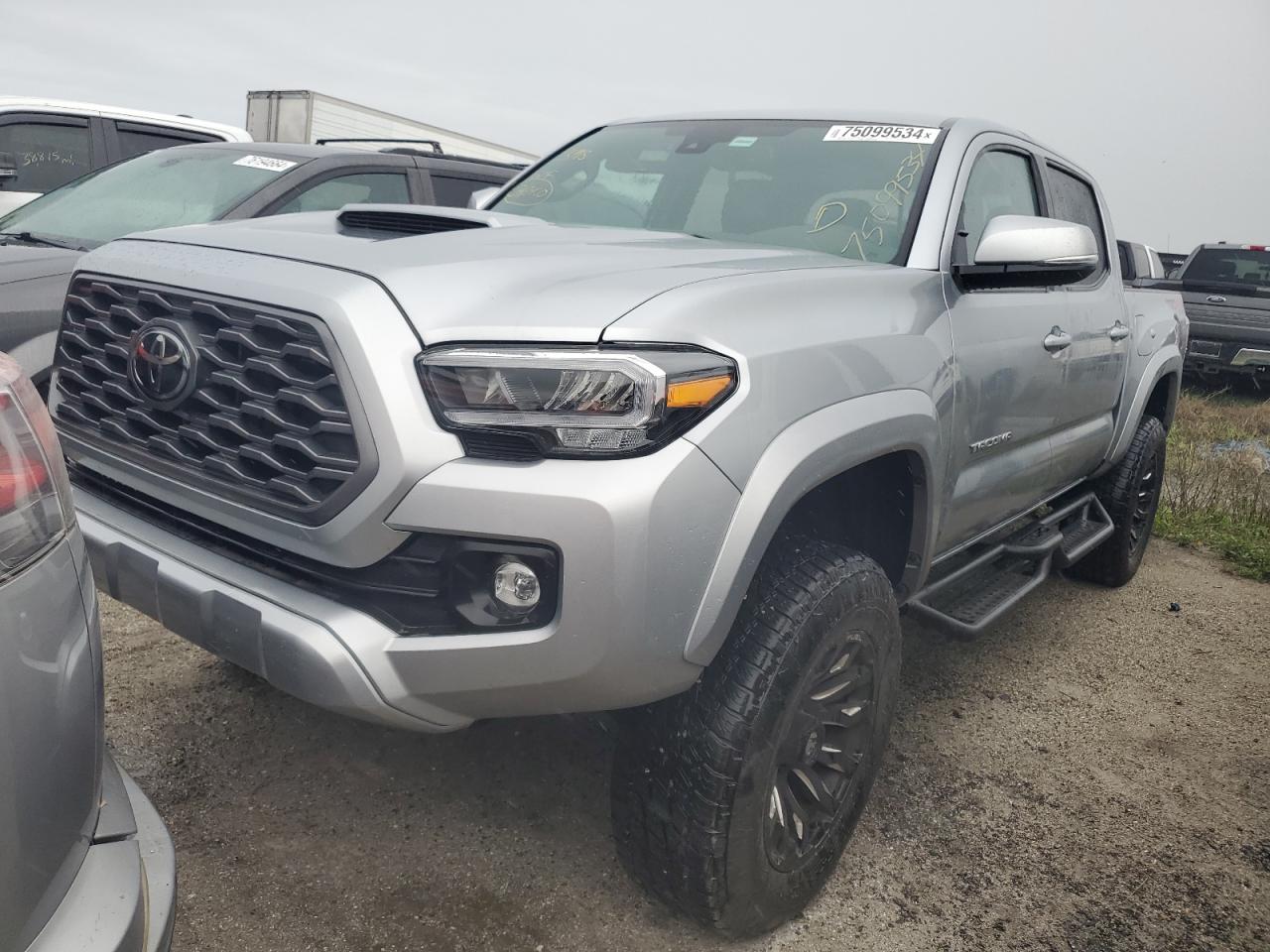 TOYOTA TACOMA DOU 2022