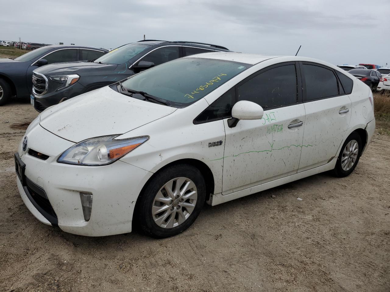 TOYOTA PRIUS PLUG 2015