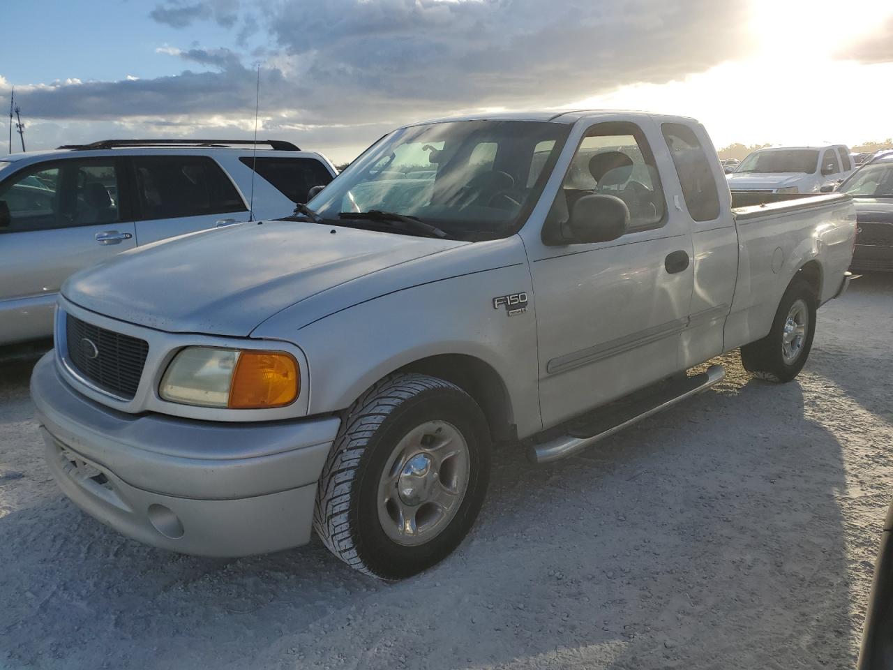 FORD F-150 HERI 2004