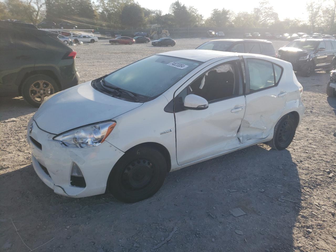 TOYOTA PRIUS C 2013