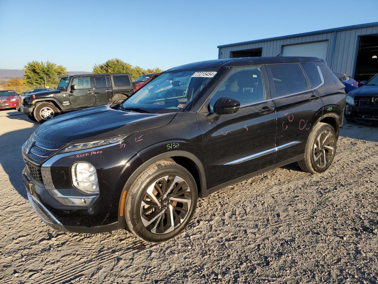 MITSUBISHI OUTLANDER 2023