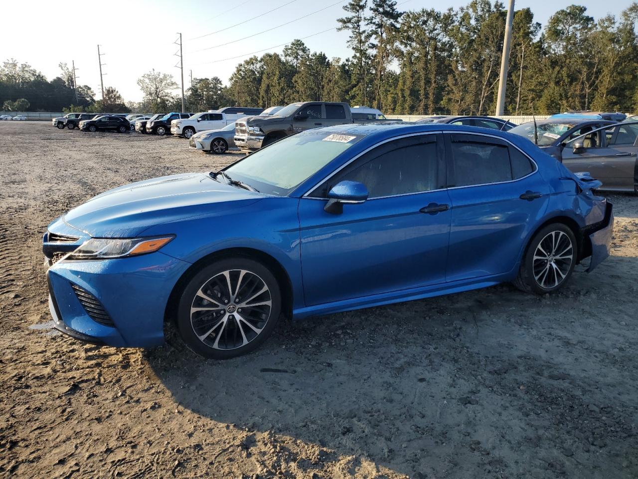 TOYOTA CAMRY SE 2020