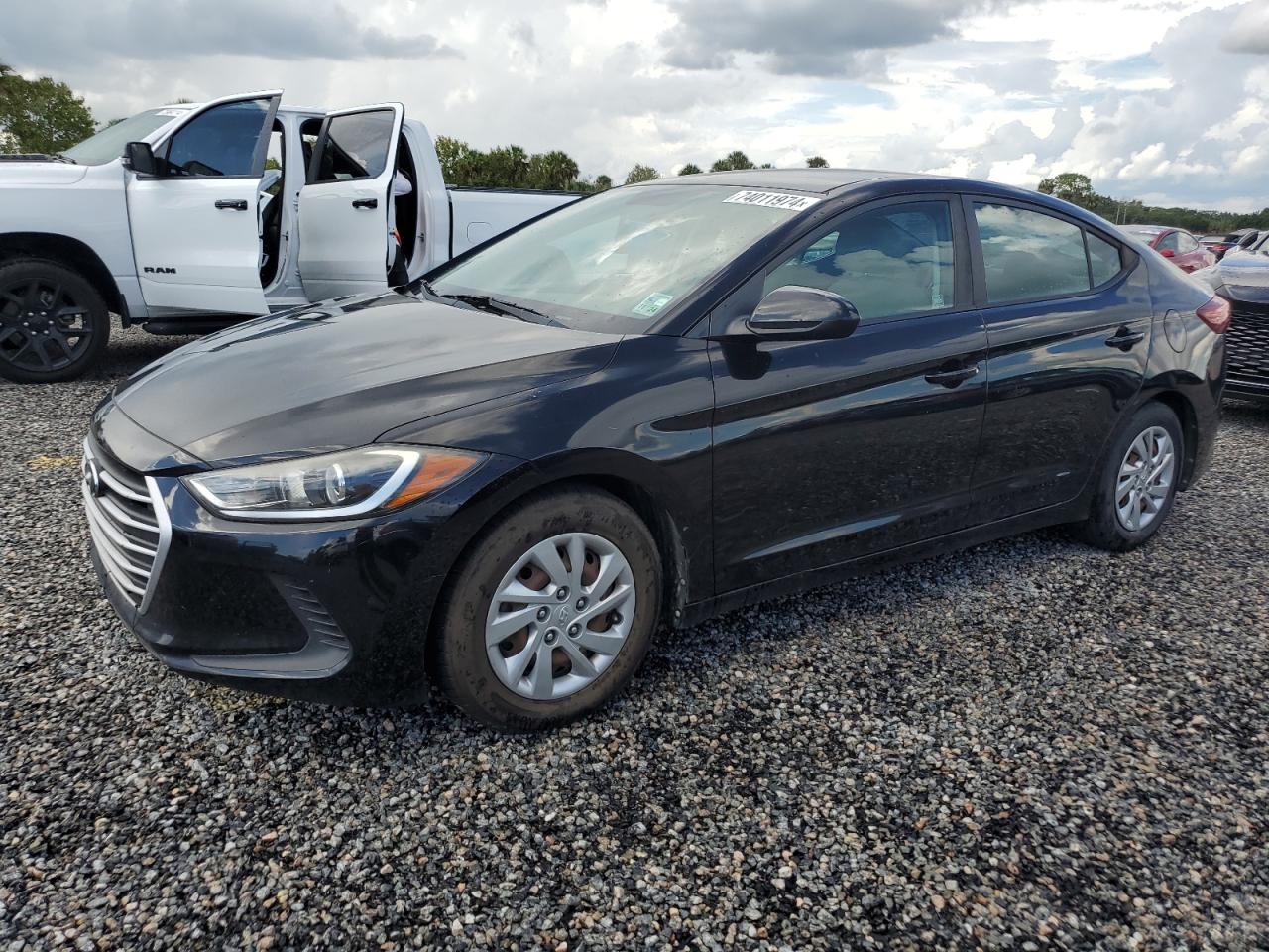 HYUNDAI ELANTRA SE 2017