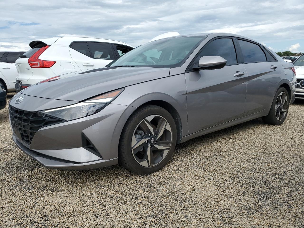 HYUNDAI ELANTRA SE 2023
