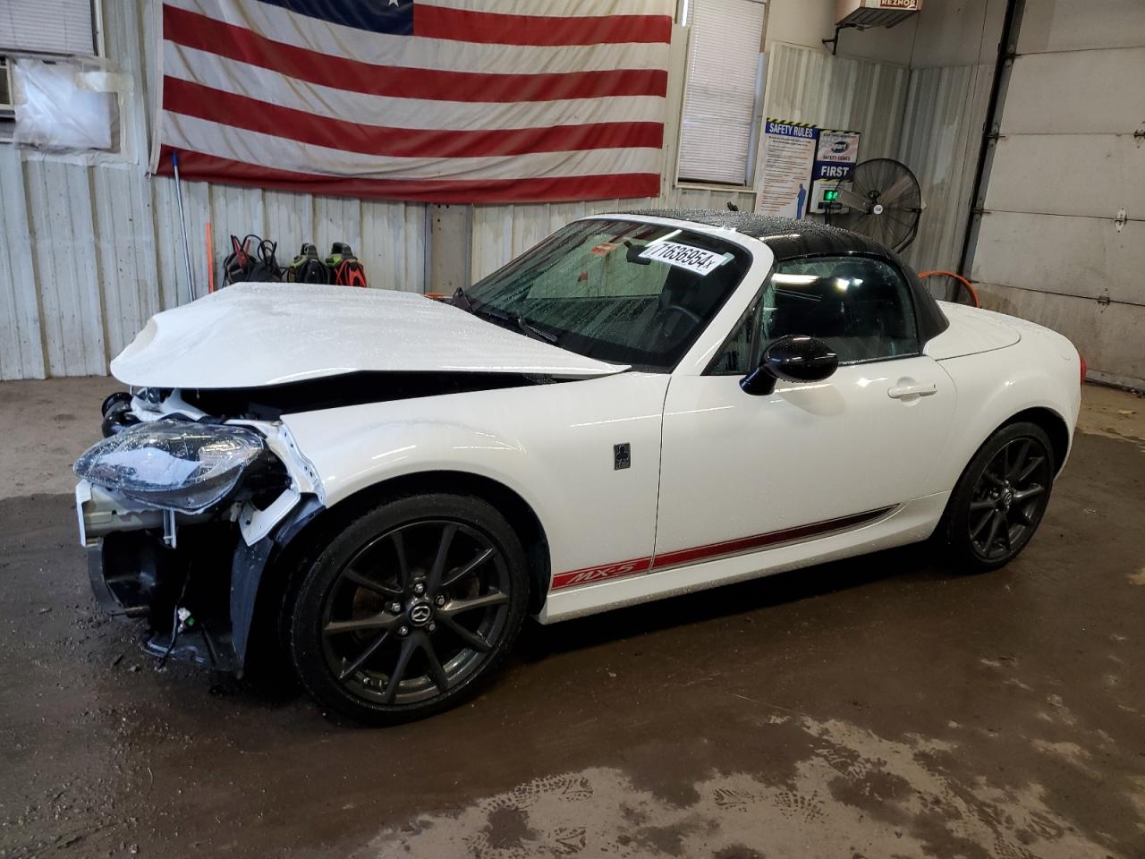 MAZDA MX-5 MIATA 2014