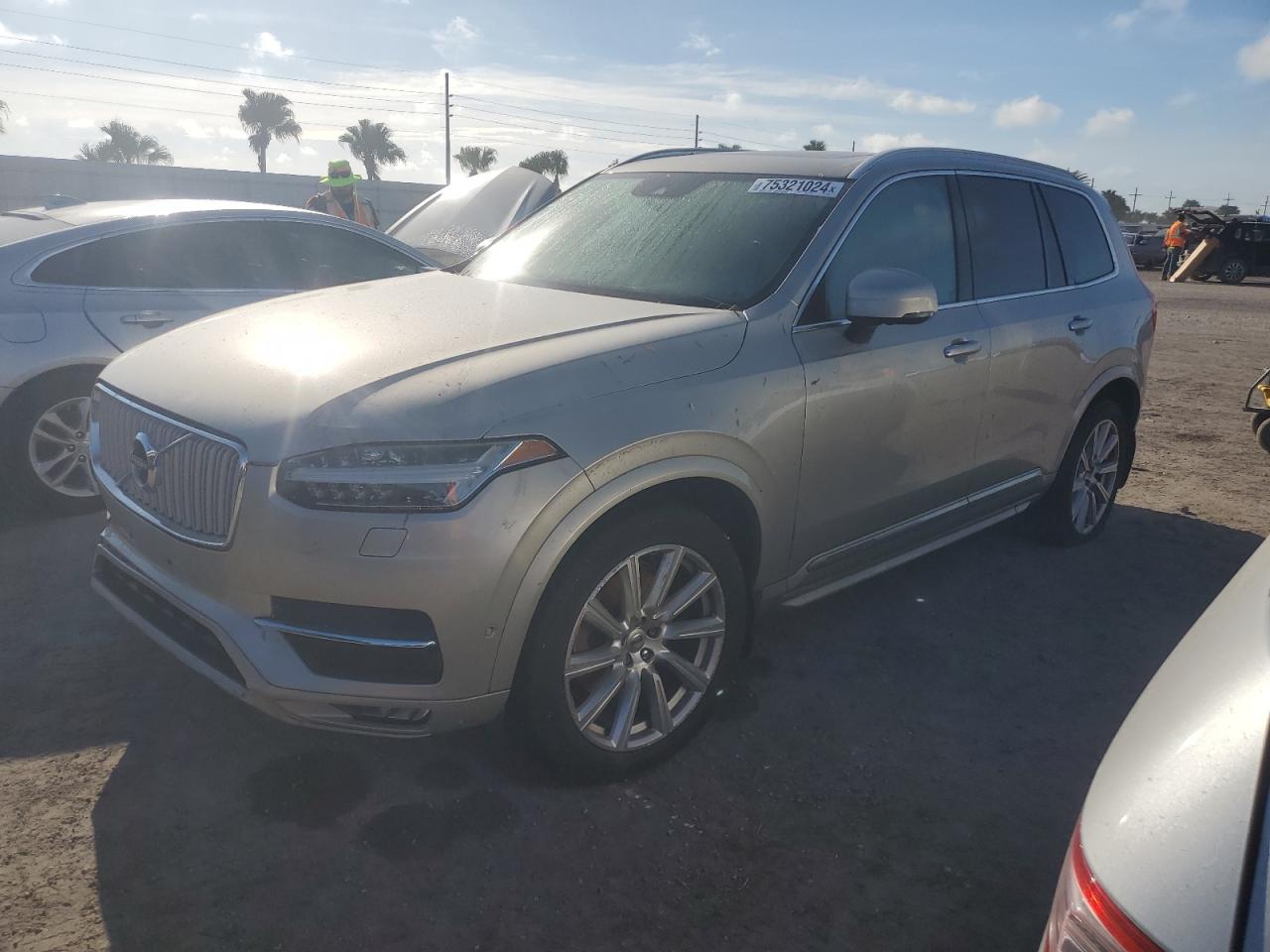 VOLVO XC90 T6 2016
