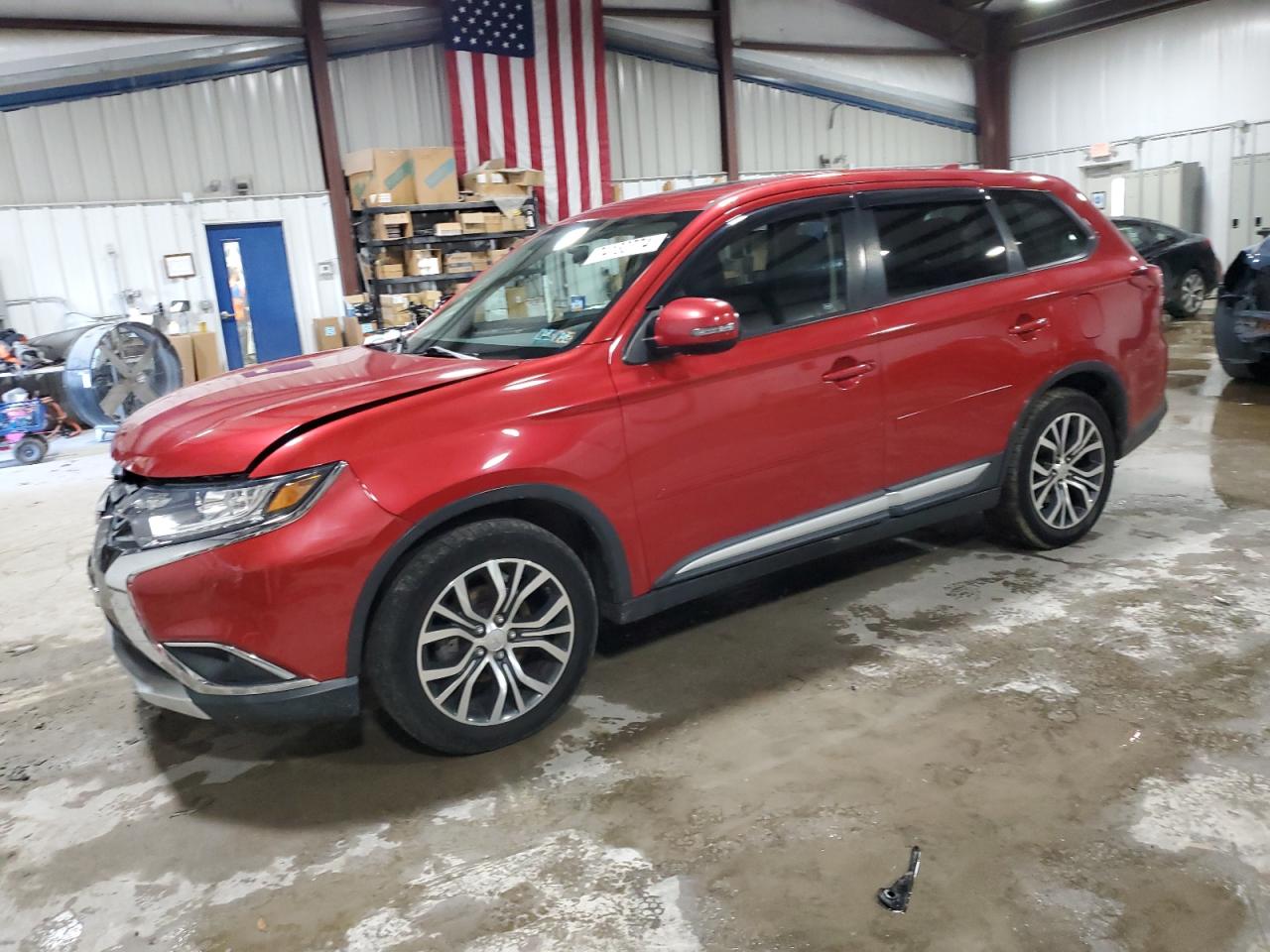 MITSUBISHI OUTLANDER 2017