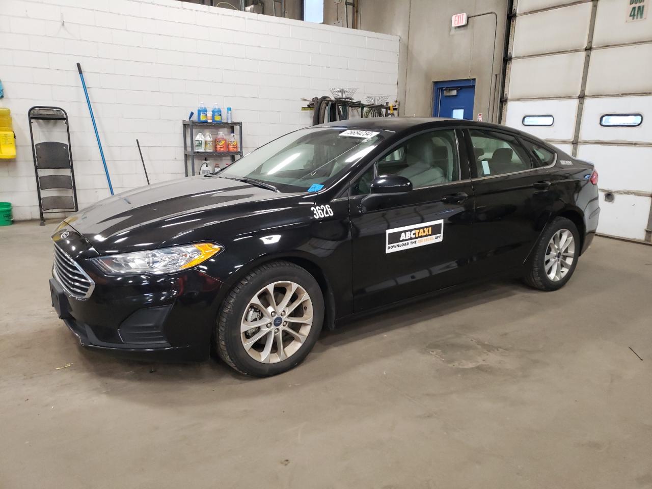 FORD FUSION SE 2019