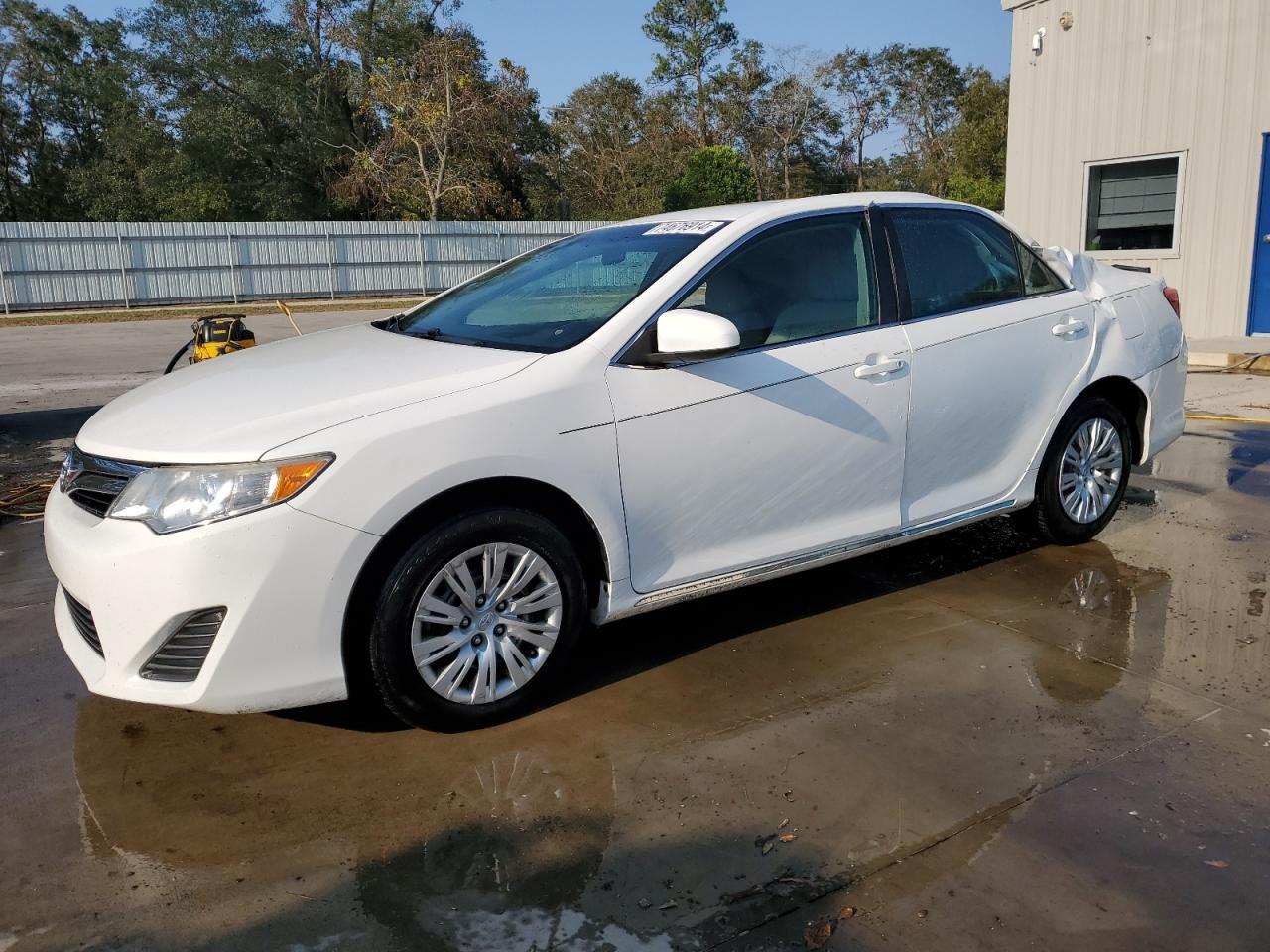 TOYOTA CAMRY L 2013