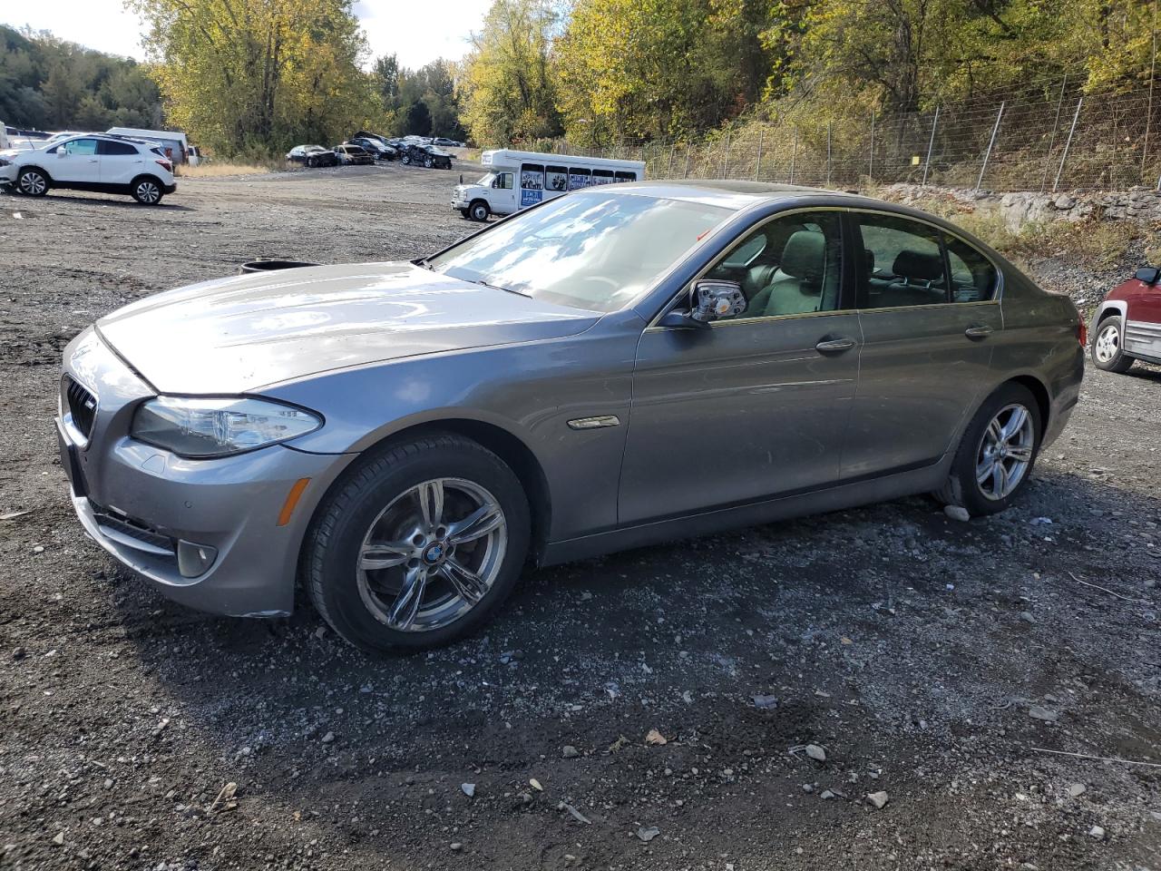 BMW 528 XI 2013