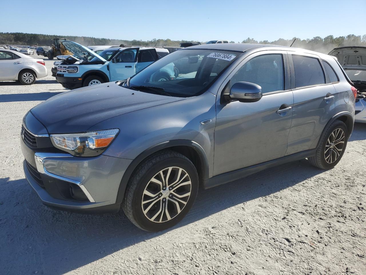 MITSUBISHI OUTLANDER 2016