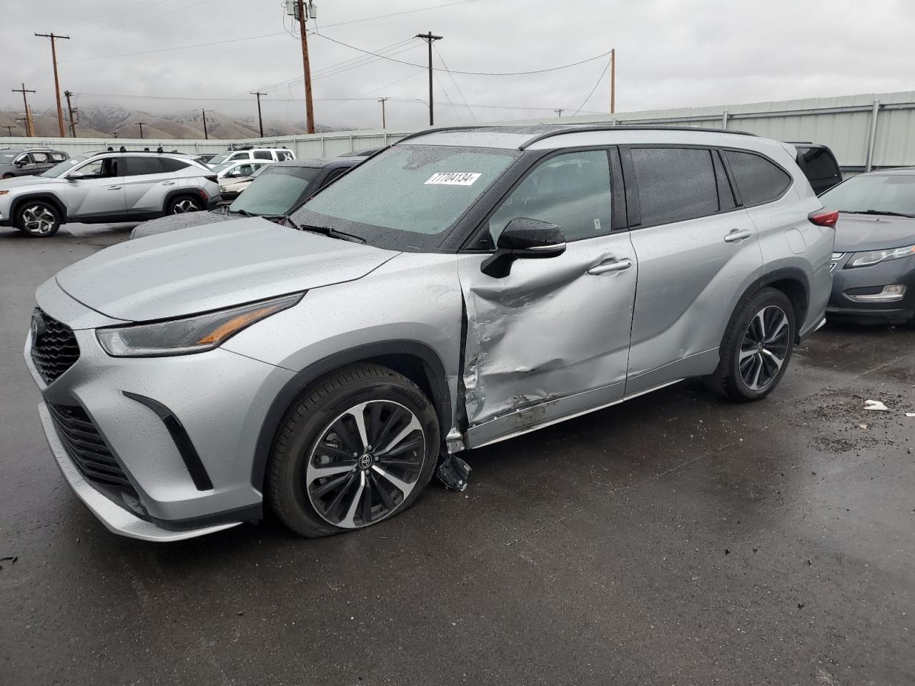 TOYOTA HIGHLANDER 2021