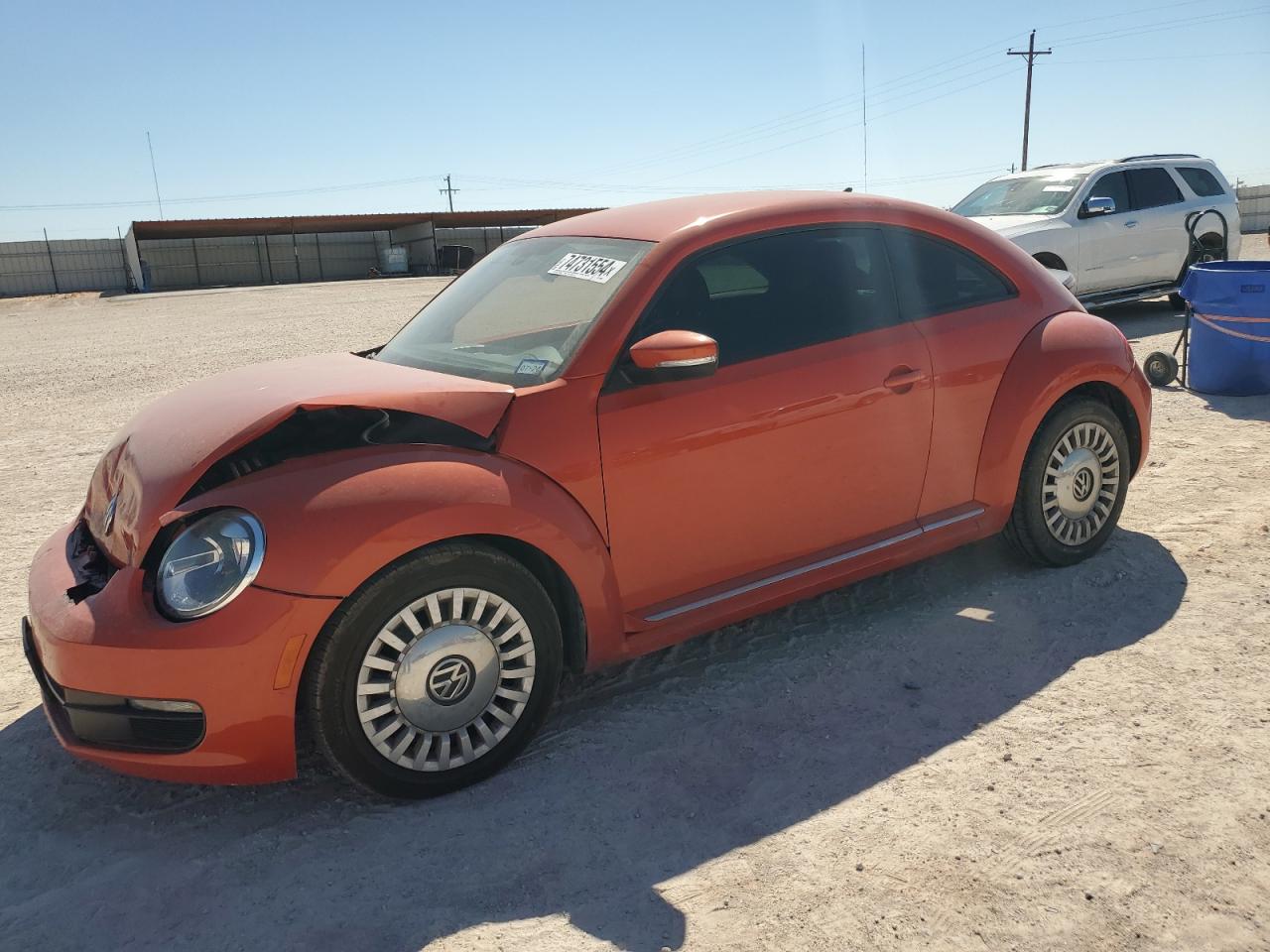 VOLKSWAGEN BEETLE SE 2016