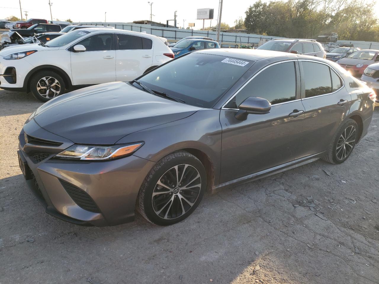 TOYOTA CAMRY SE 2020