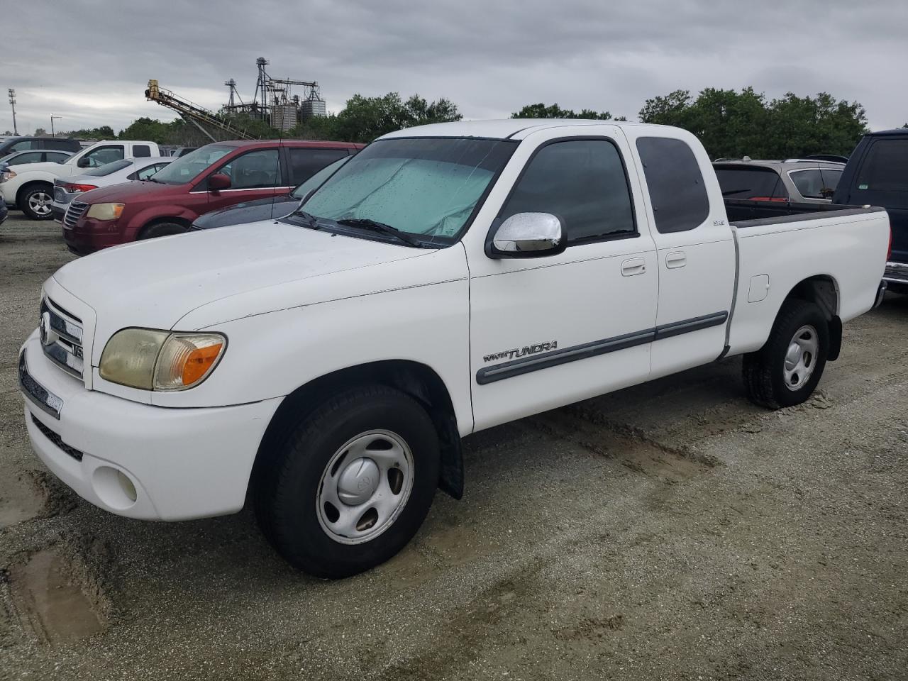 TOYOTA TUNDRA ACC 2005