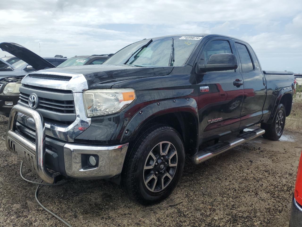 TOYOTA TUNDRA DOU 2014