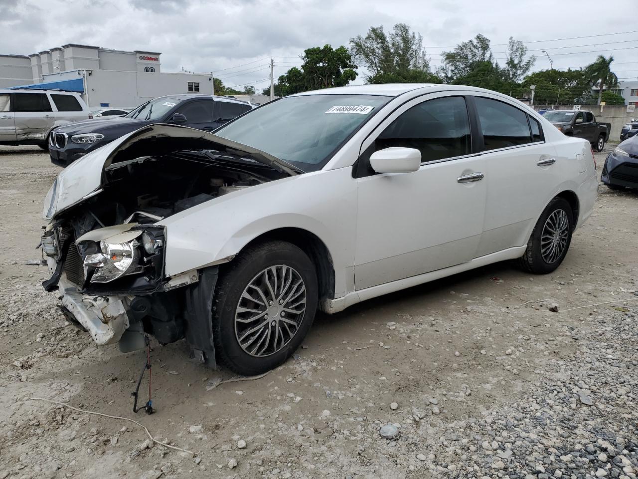 MITSUBISHI GALANT ES 2012