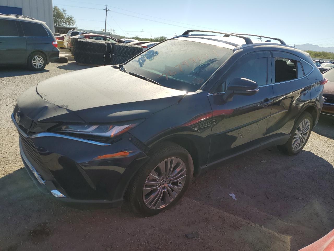 TOYOTA VENZA LE 2024