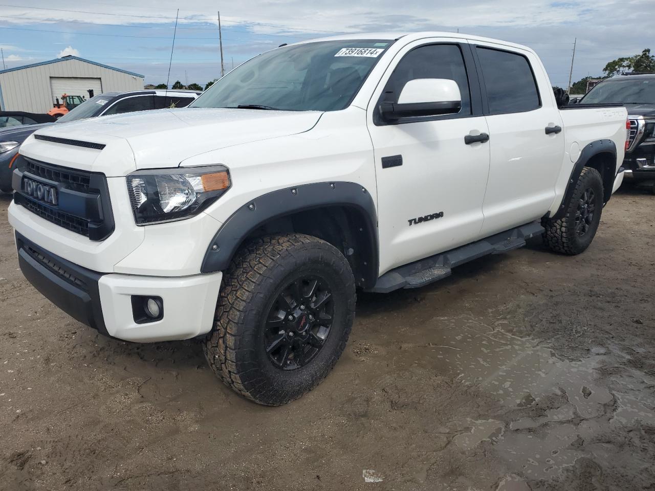 TOYOTA TUNDRA CRE 2016