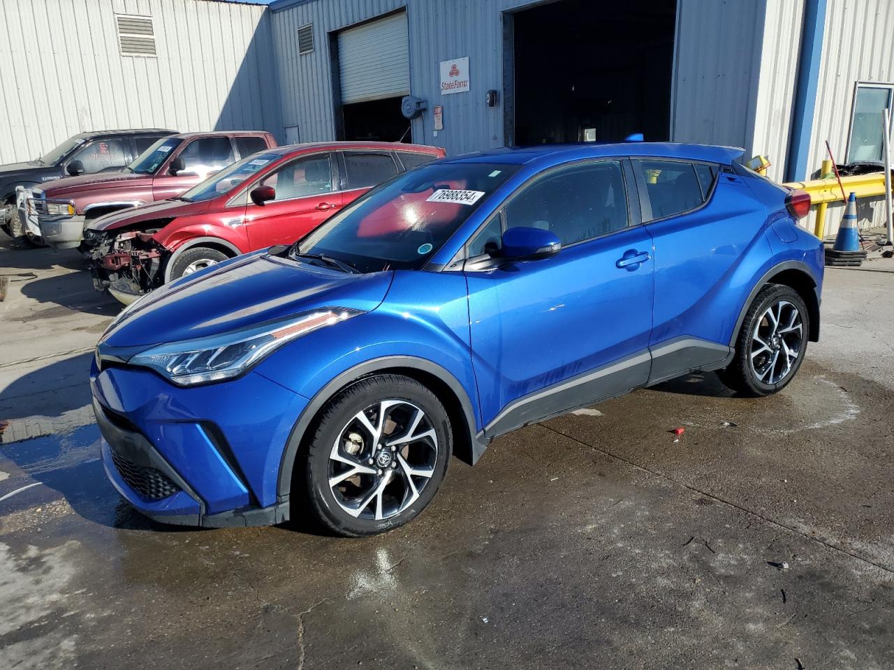 TOYOTA C-HR XLE 2021