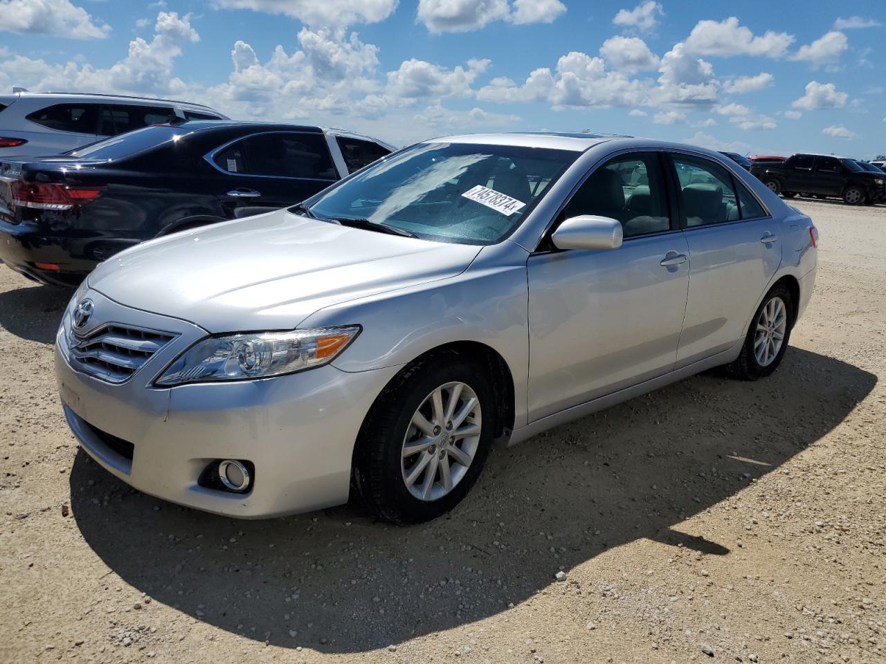 TOYOTA CAMRY SE 2011