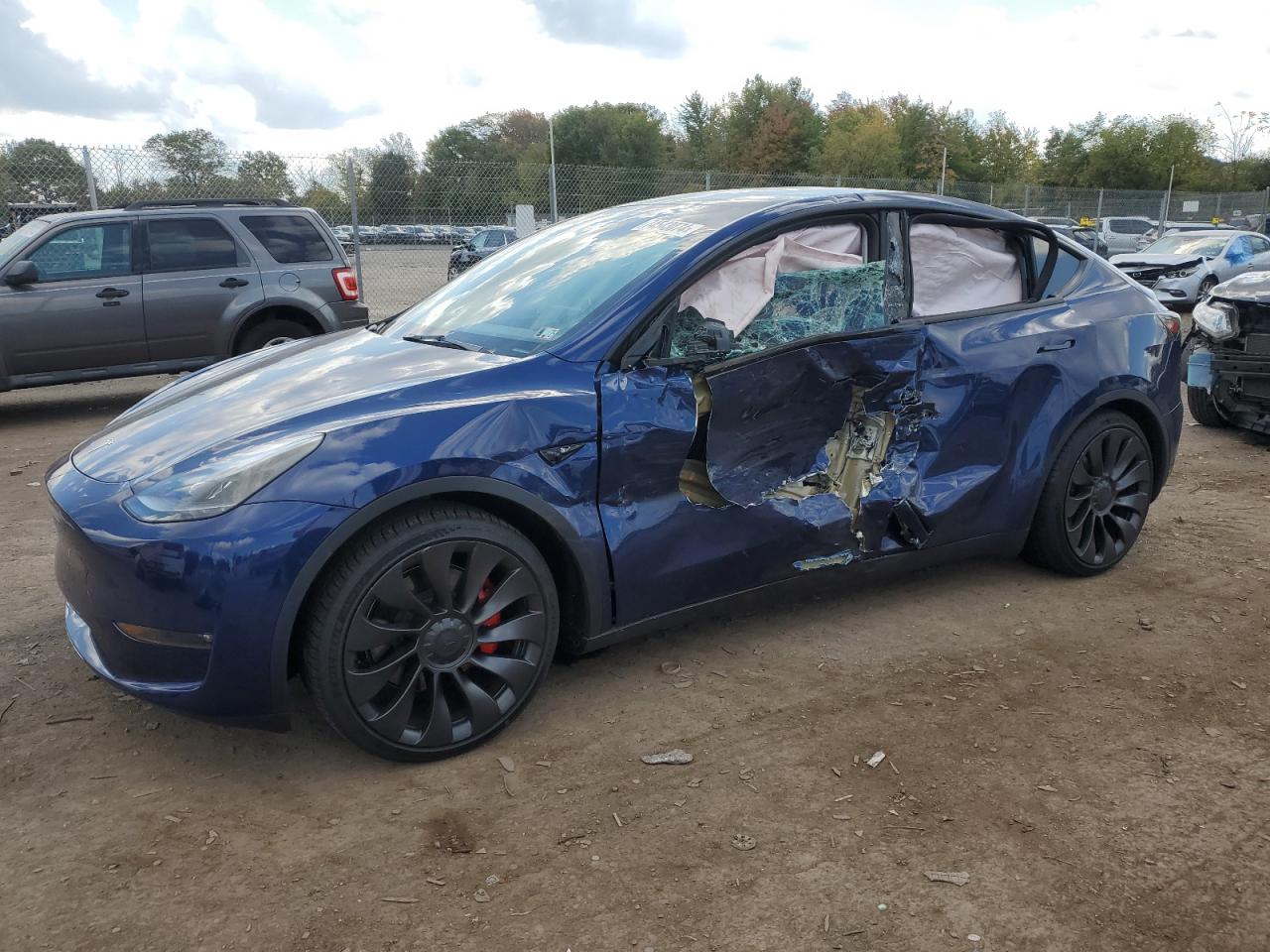 TESLA MODEL Y 2023