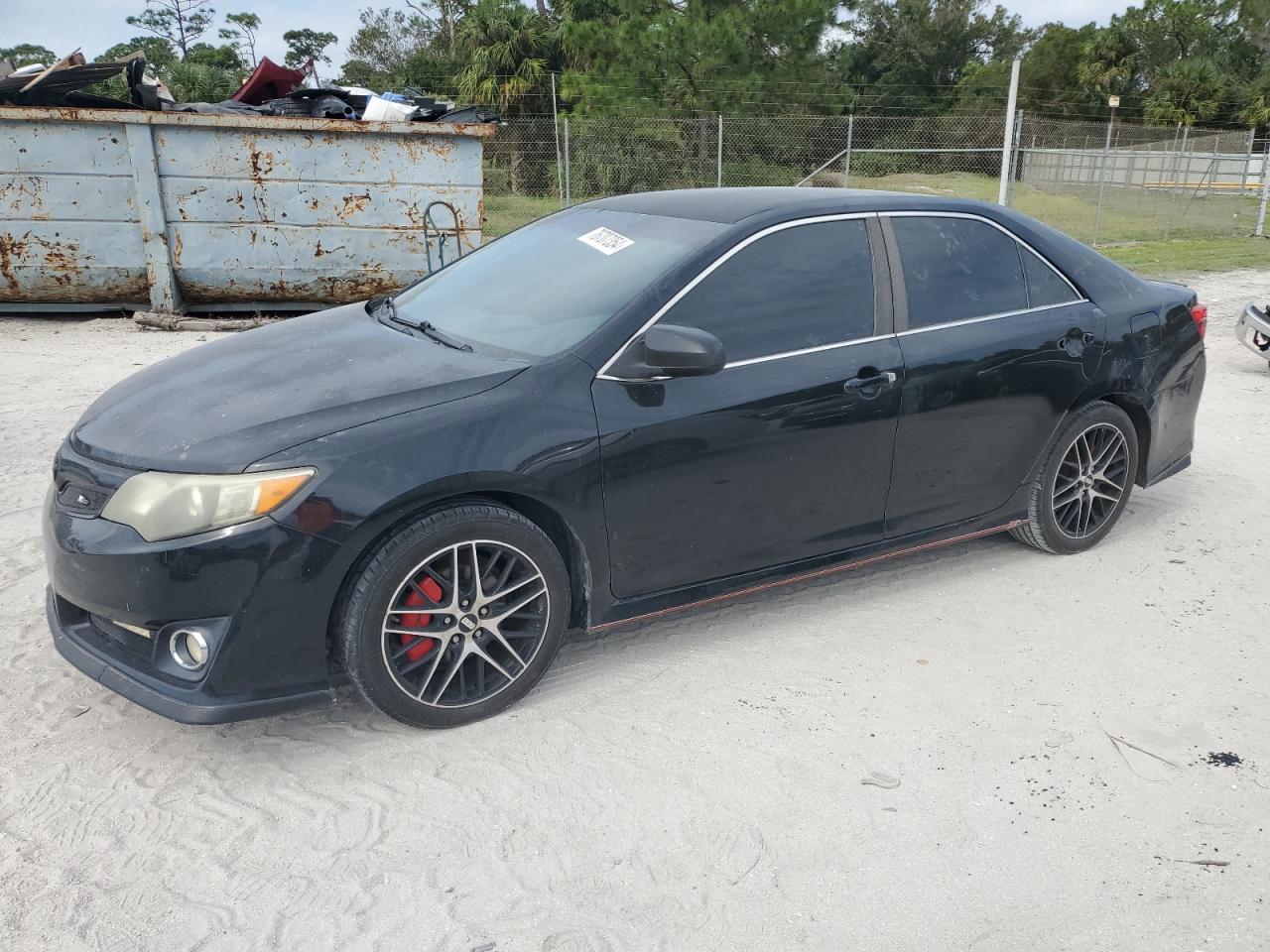 TOYOTA CAMRY L 2014
