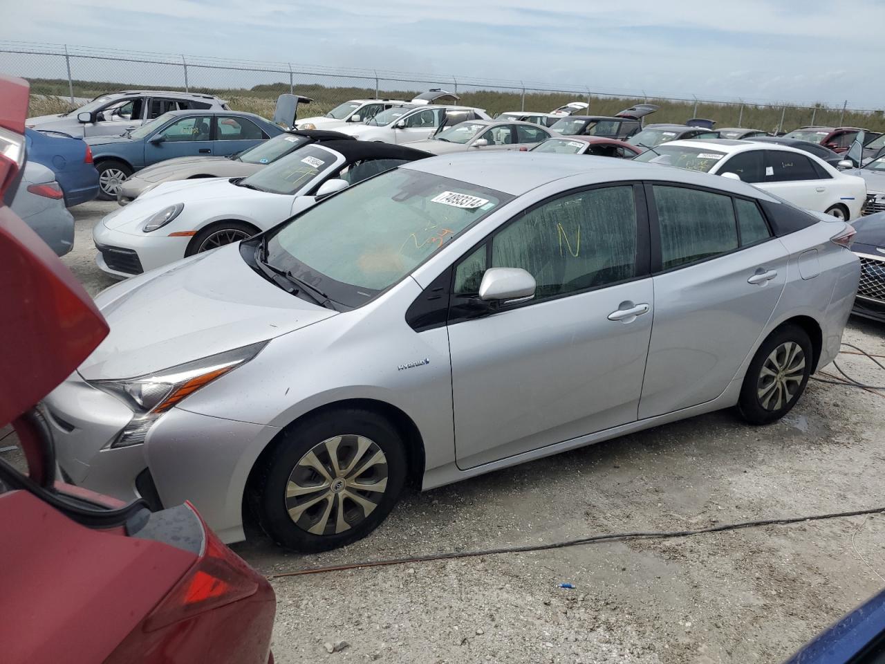 TOYOTA PRIUS 2017