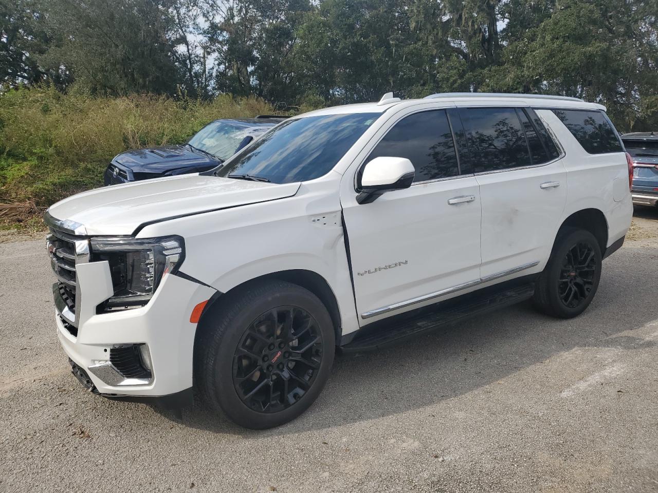 GMC YUKON SLT 2023