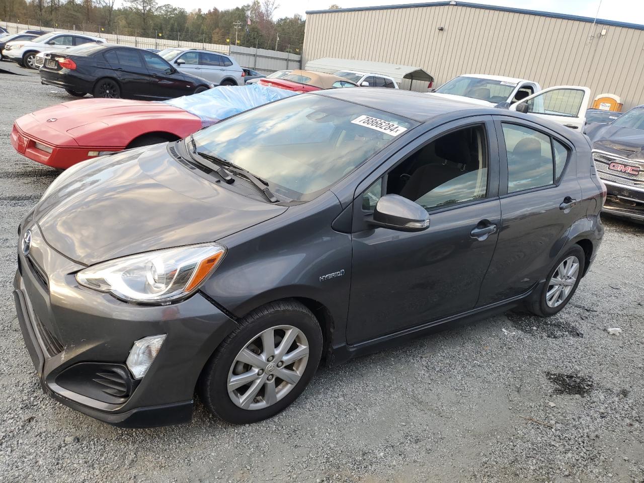 TOYOTA PRIUS C 2017